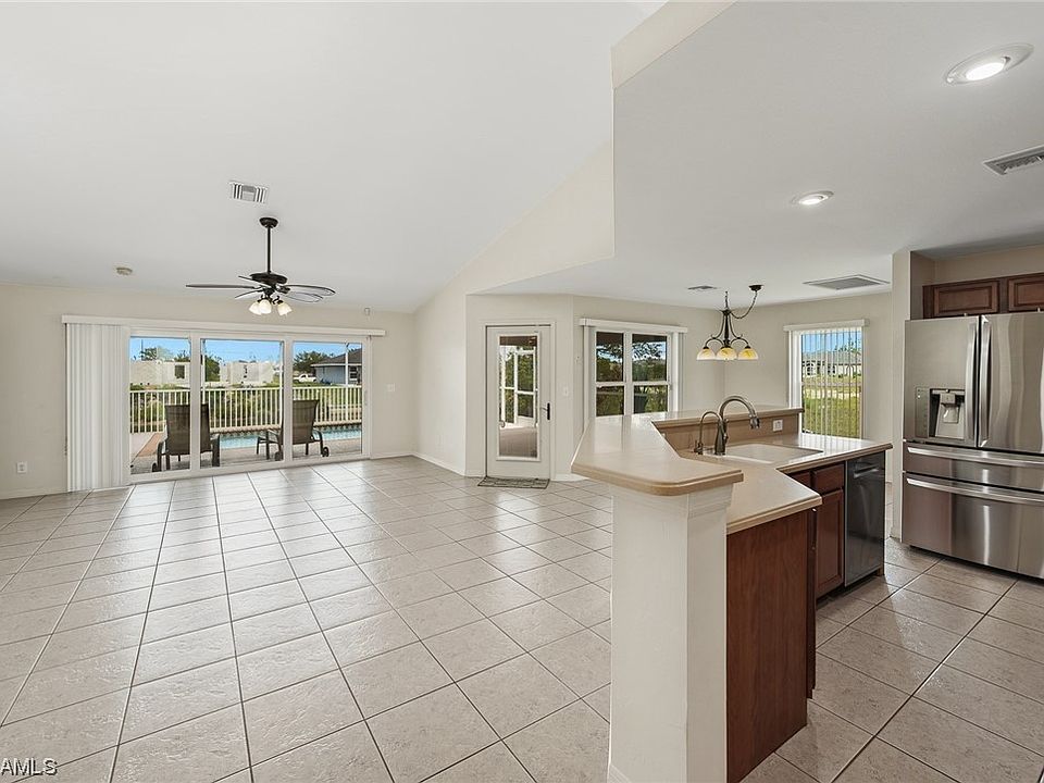 2210 NE 1st Pl, Cape Coral, FL 33909 Zillow