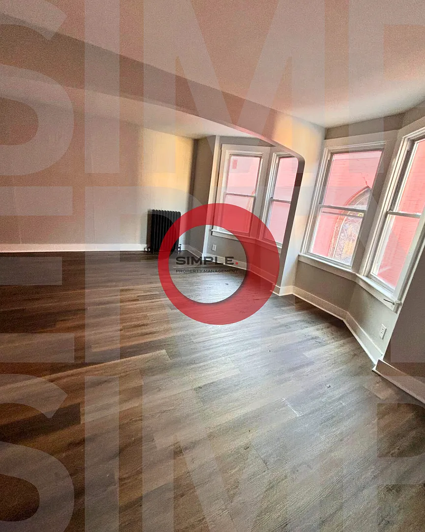 904 Penn Street — Photo 4