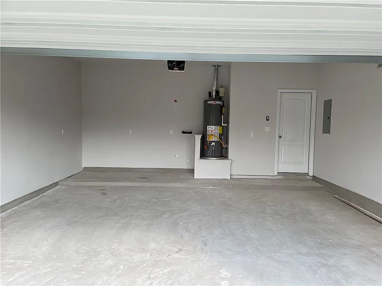 14109 Pennington Ln — Photo 11
