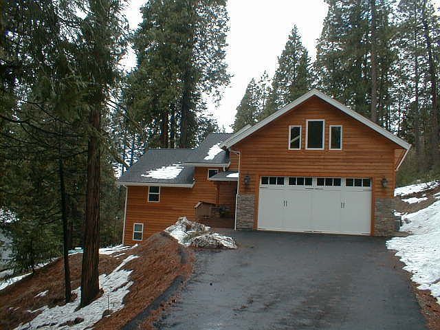 1st image of 555 Dean Ct