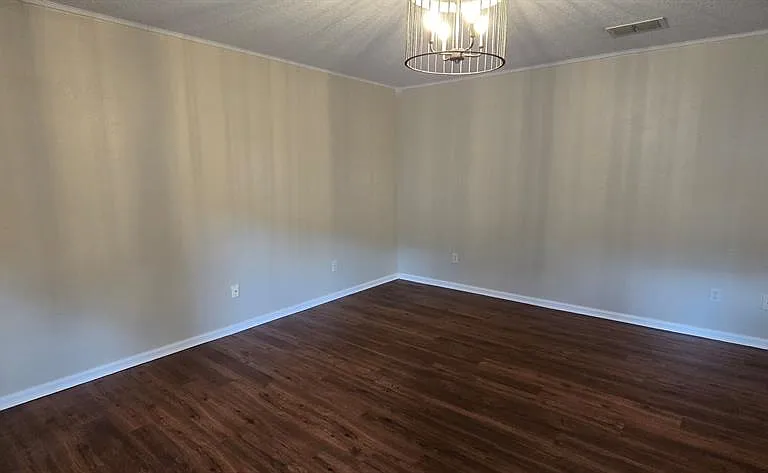 5401 NW 63rd Pl — Photo 7