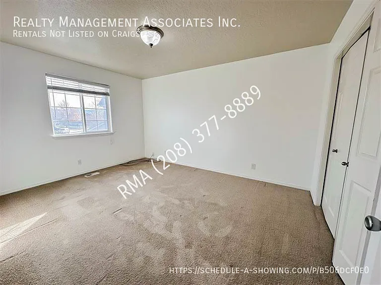 3027 N Betula Ave — Photo 16