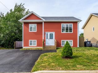 5 Chatwood Crescent, Conception Bay South, NL A1X0B1