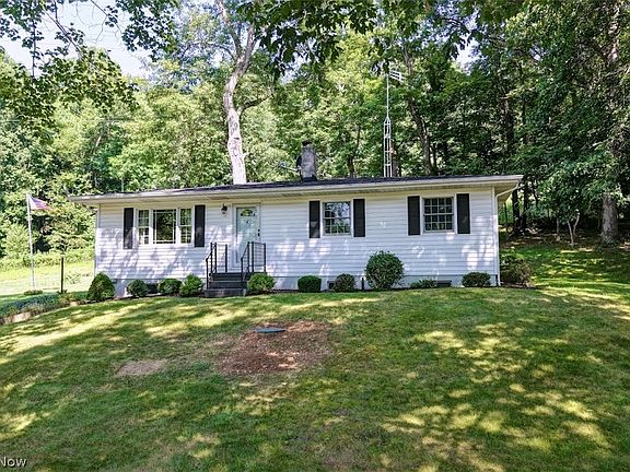 2nd image of 6526 Winfield Strasburg Rd NW