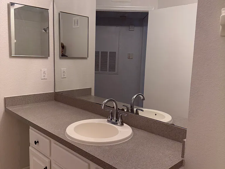 404 Summit Ridge Pl #208 — Photo 8
