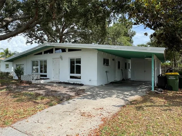 2934 Bay St, Sarasota, FL 34237