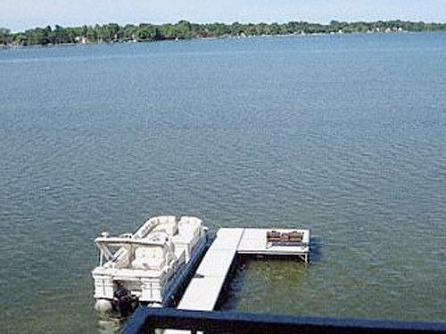 2nd image of 1322 East Lake Rd
