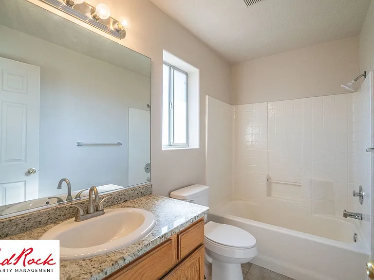 Fourplex - 620 W Evans Ridge — Photo 88