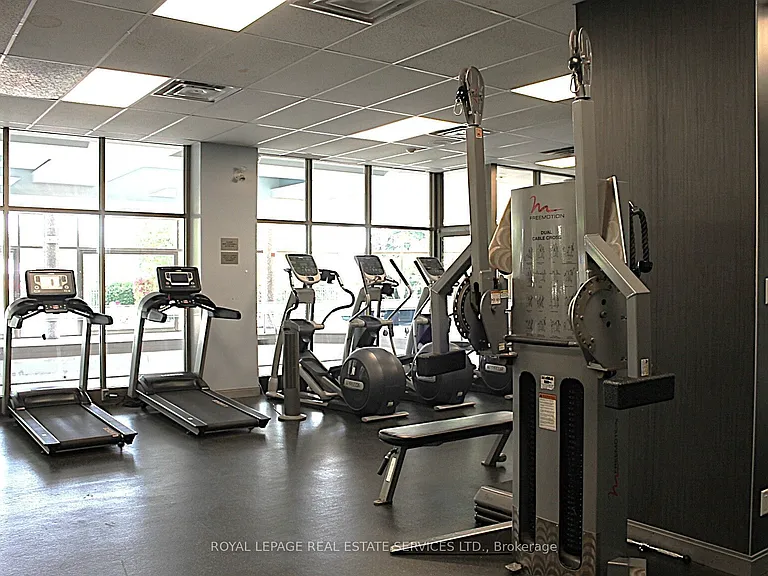 2269 Lake Shore Blvd W #307 — Photo 35