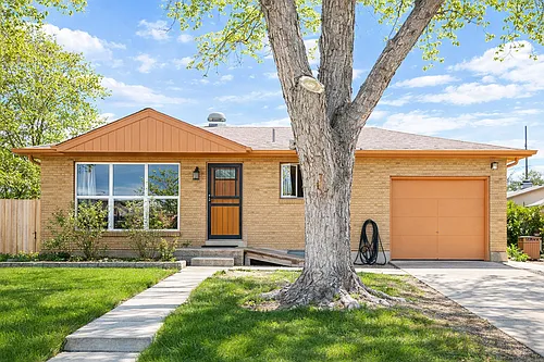 848 Ogden Cir Photo 1