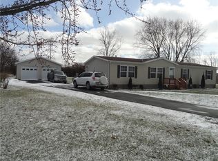 51 Silver St, Clifton Springs, NY 14432