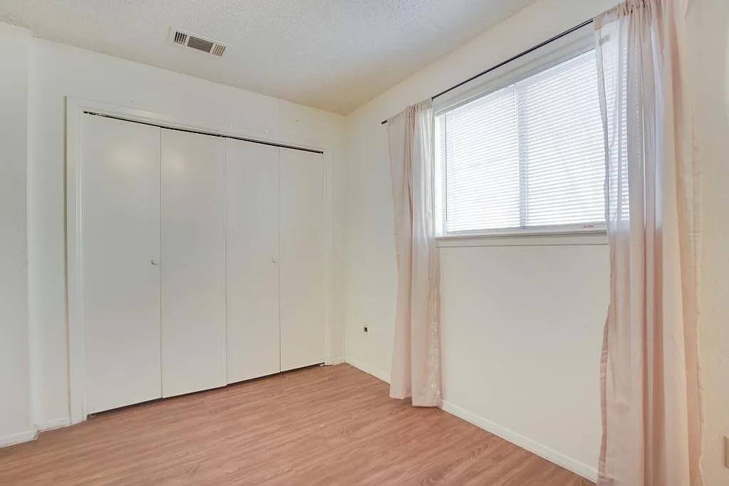 5203 Evans Ave — Photo 4