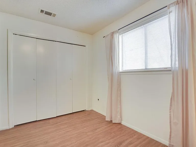 5203 Evans Ave #B — Photo 8