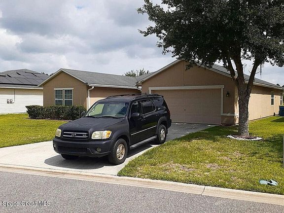 3rd image of 2419 Eisner Dr