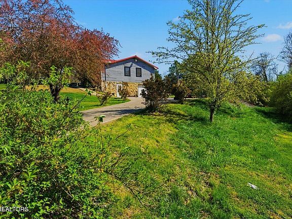 4th image of 1144 Rocky Springs Rd