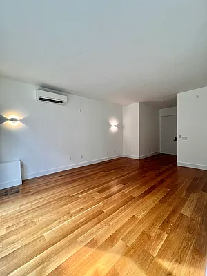 Rented by Carnegie Management Inc | media 3