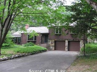 60 Crestwood Rd, Tolland, CT 06084