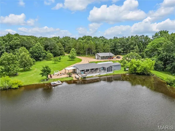 1824 Morre Rd, Owensville, MO 65066