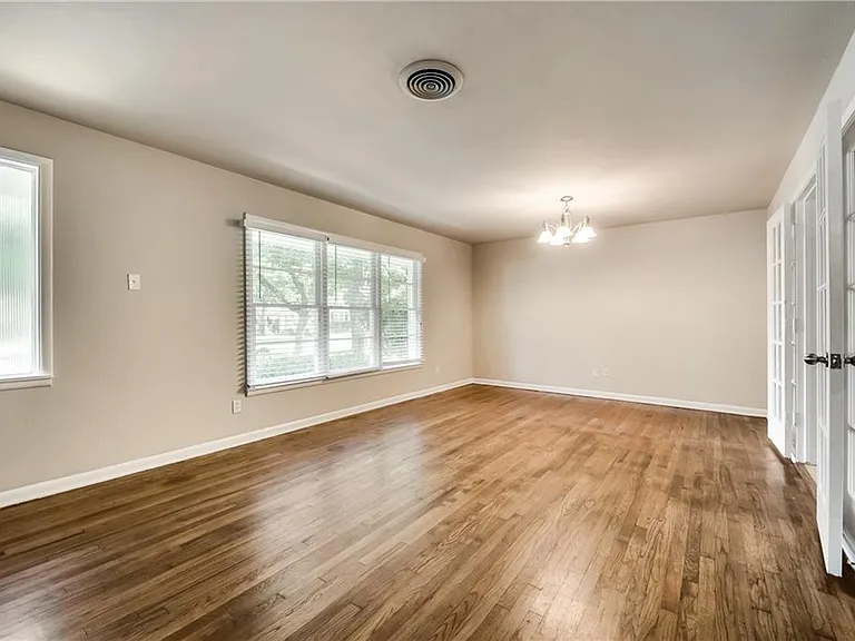 1601 Larkspur Dr — Photo 14