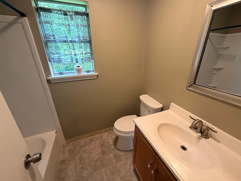 2112 Martin Luther King Jr Dr #6 — Photo 3
