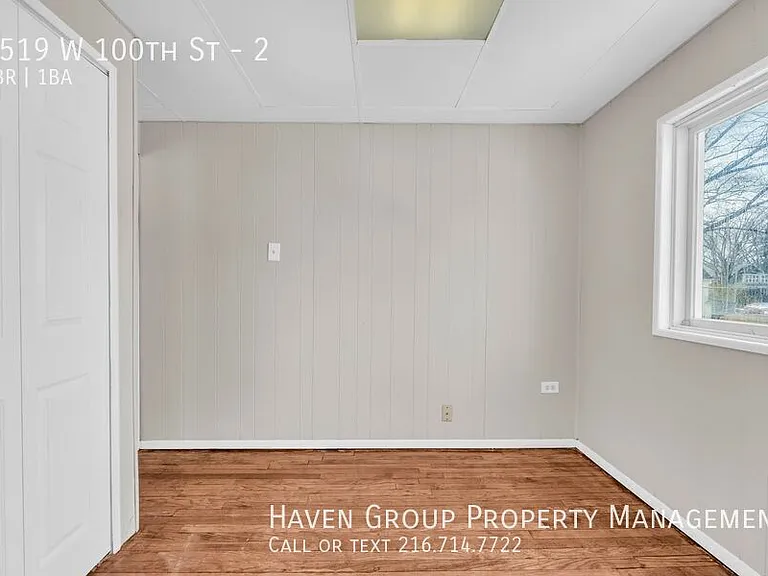 3519 W 100th St #2 — Photo 13