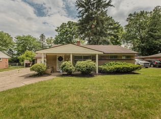 25255 Orchard Grove St, Southfield, MI 48033