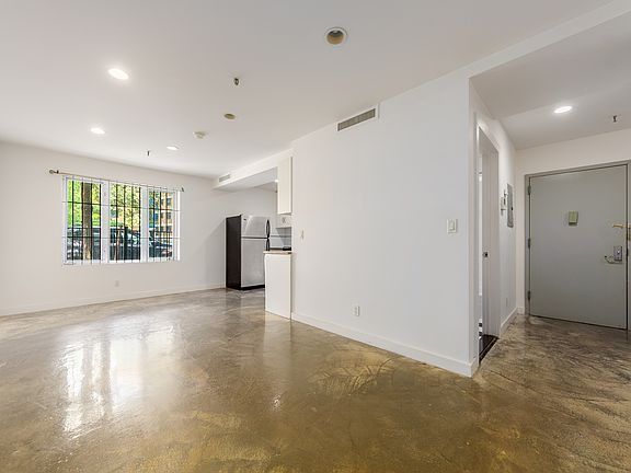 2nd image of 92 Scholes St APT 1F