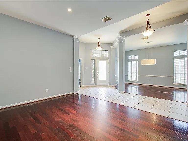 14731 Raven Hollow Ln — Photo 30