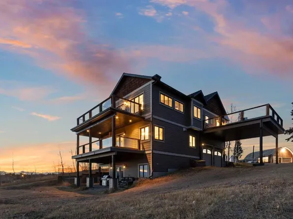 41031 N Camden Ln, Rocky View County, AB T4C 2X5