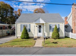 51 Hope St, Lincoln, RI 02865