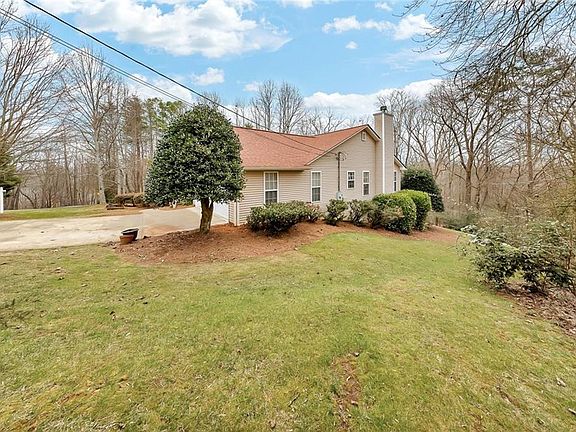 4th image of 611 Talona Mountain Rd