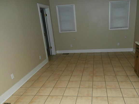 Eat-in Kitchen area