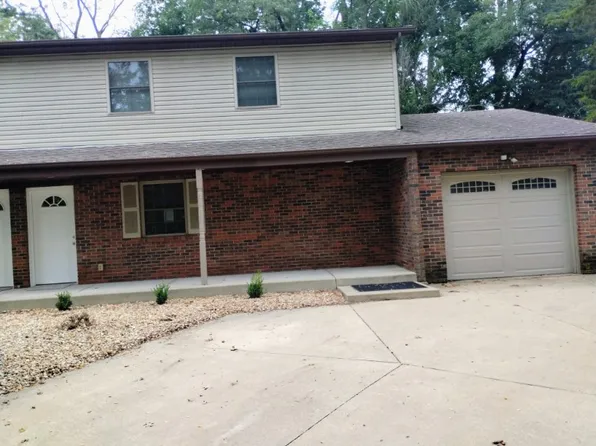 23 Northland Dr, Belleville, IL 62221