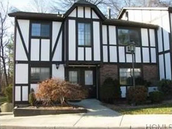 78 Brittany Dr, Middletown, NY 10940