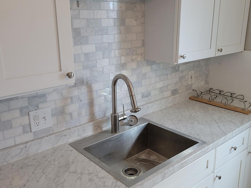 1st image of 64 Hazeltine Kenmore Ky
