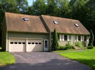 7 Hadlock Rd, Falmouth, ME 04105