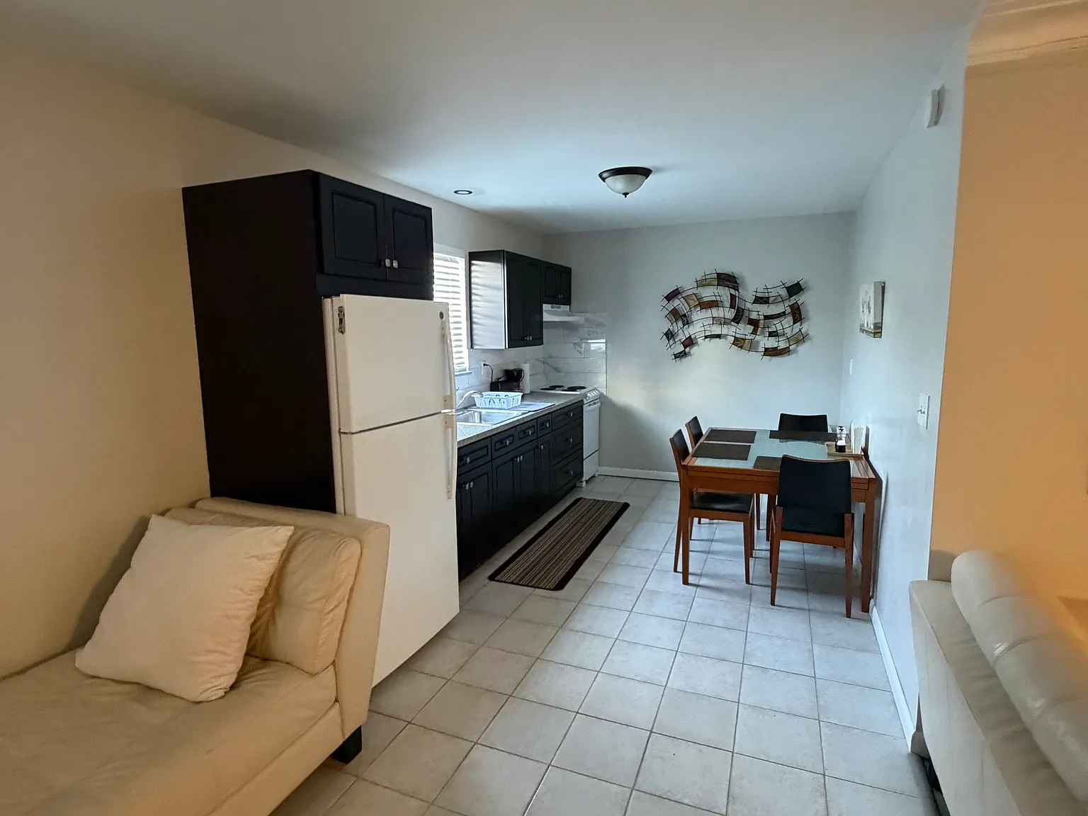 Studio, 500 sqft, $1,850 — Photo 2