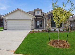 280 Woodrock St, Harrah, OK 73045
