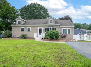 12 Hallett Rd, Framingham, MA 01701