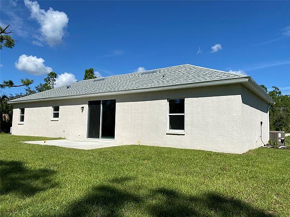 7th image of this home
