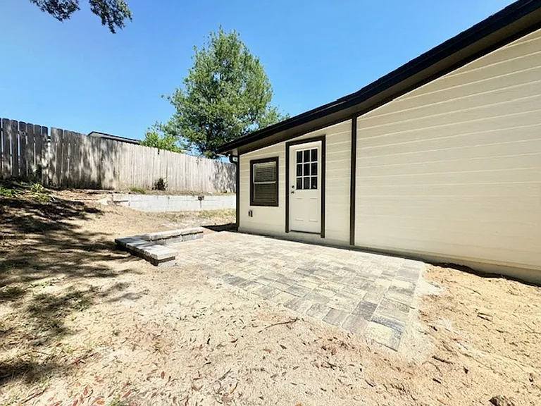 329 Edge Ave — Photo 26