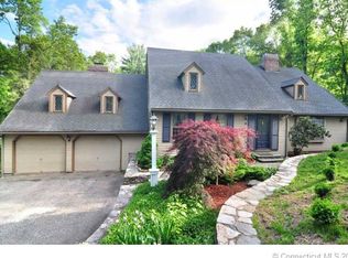 37 Longview Rd, Avon, CT 06001