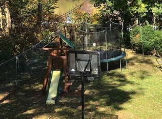 121 Allen St, Springfield, MA 01108