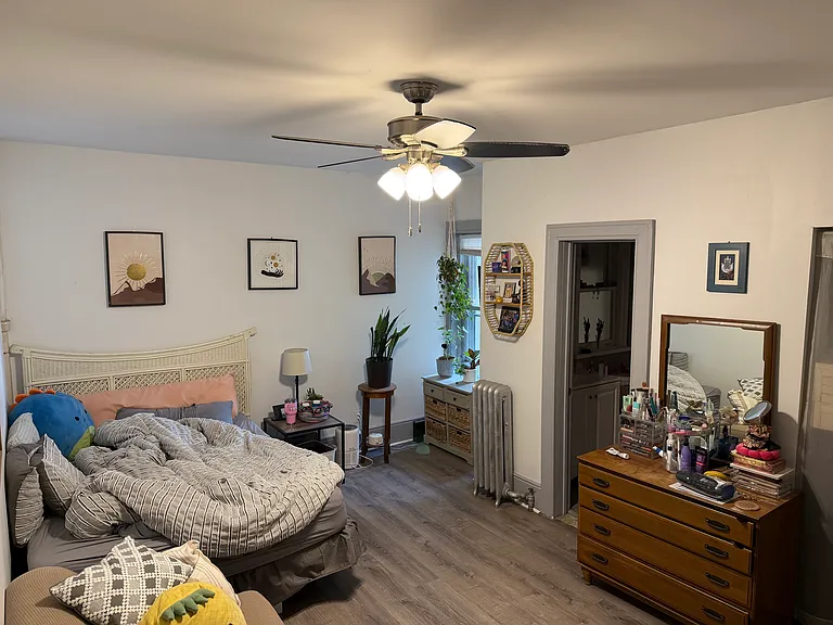719 Park Ave #2 — Photo 3