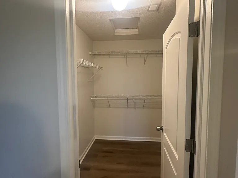 758 Hidden Springs Dr — Photo 9