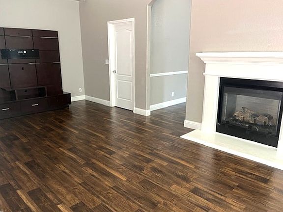 3rd image of 5193 W Hunter Ave