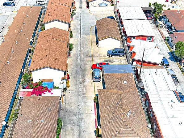4863 Elizabeth St, Cudahy, CA 90201