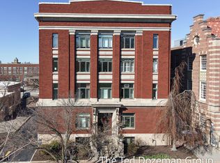 17 W 10th St Unit 450, Holland, MI