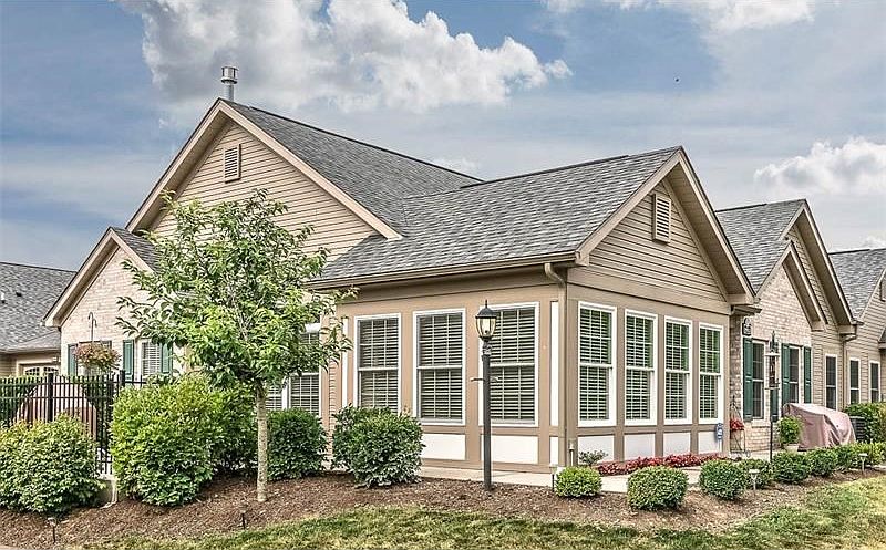 1st image of 2021 Twickerham Ln