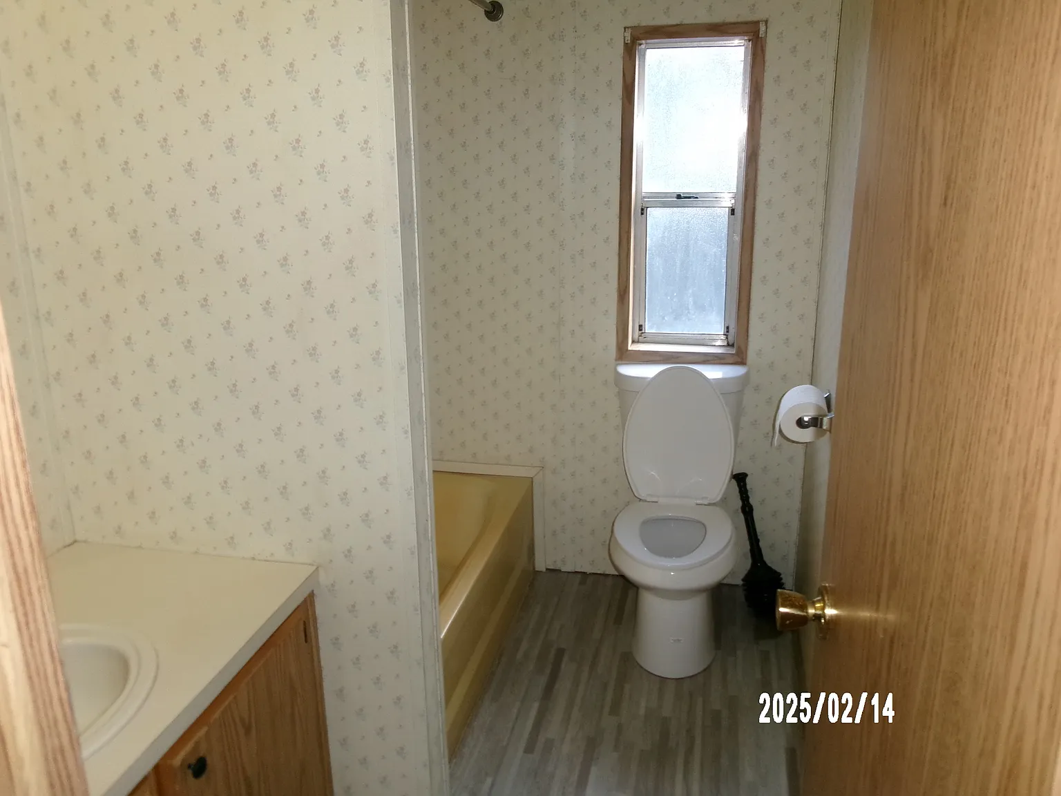 3 bed, 1848 sqft, $2,300 — Photo 4
